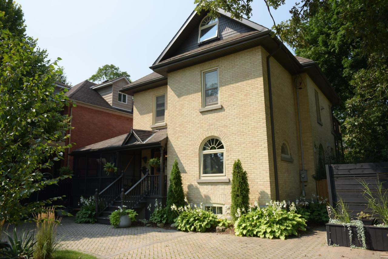 Tranquil Days Guest House - A Truly Exceptional Bed And Breakfast Stratford Exterior photo